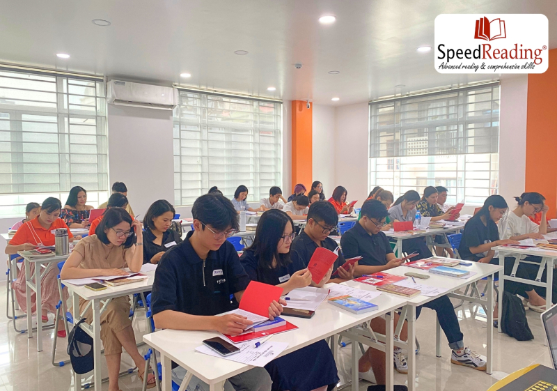 Đọc Sách Nhanh Hiệu Quả: Kỹ Năng Vàng Cho Người Bận Rộn