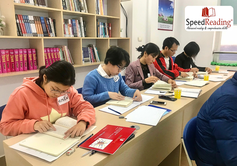 Đọc Sách Nhanh Hiệu Quả: Kỹ Năng Vàng Cho Người Bận Rộn